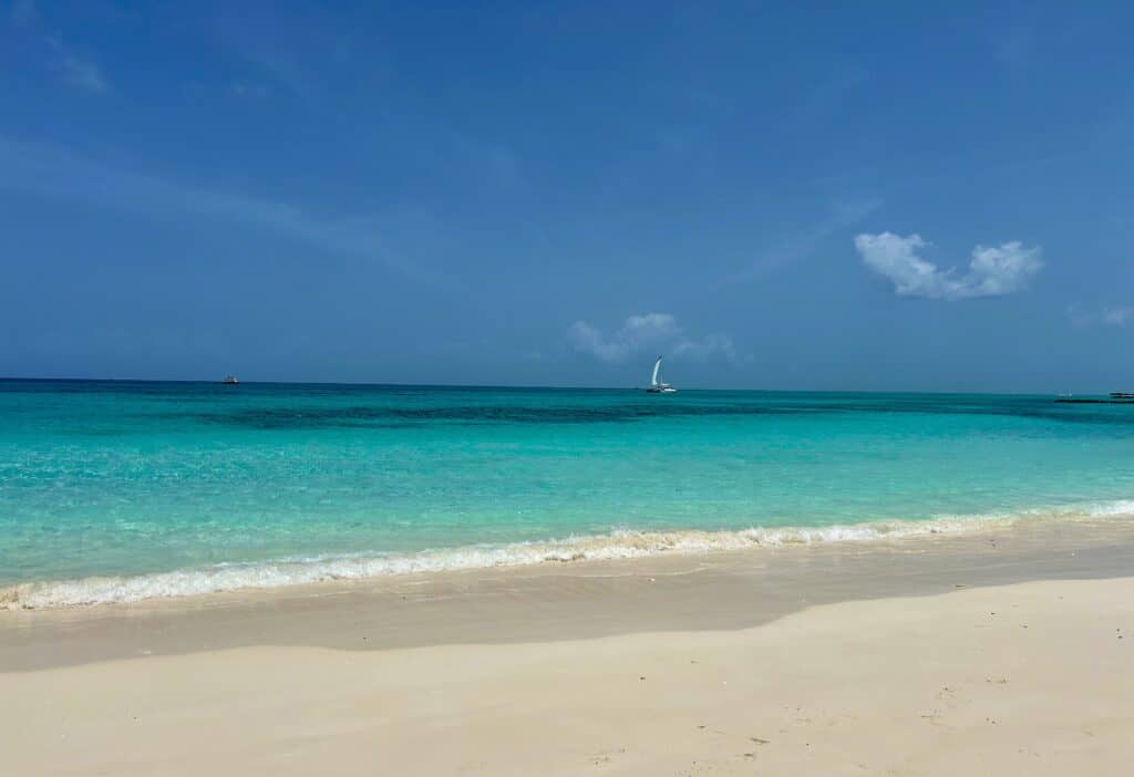 Islands & Cays