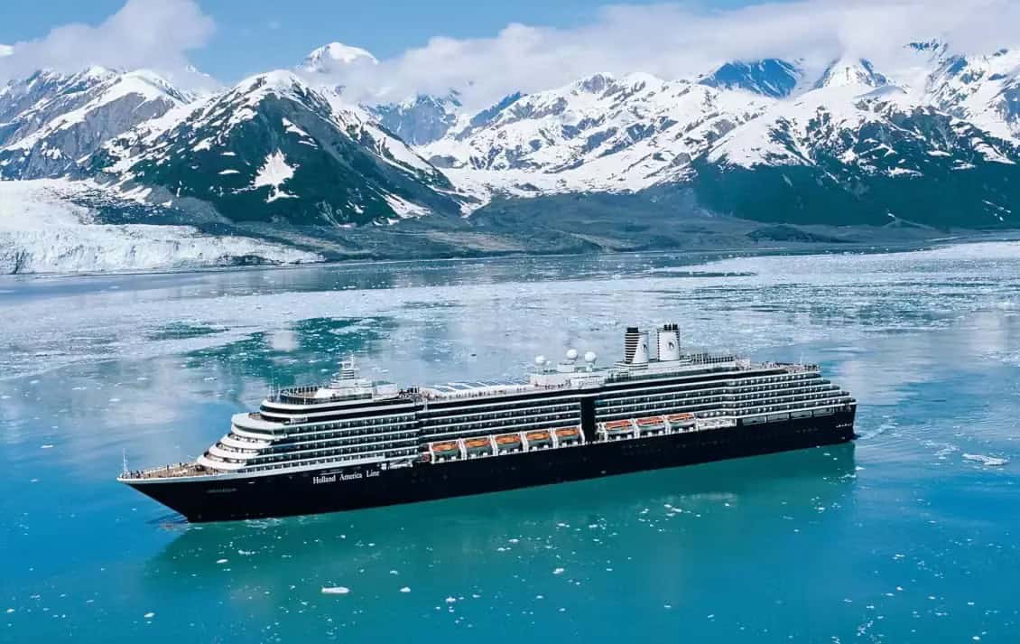 Alaska shore excursions — whale watching and glaciers in Juneau, Ketchikan and Skagway