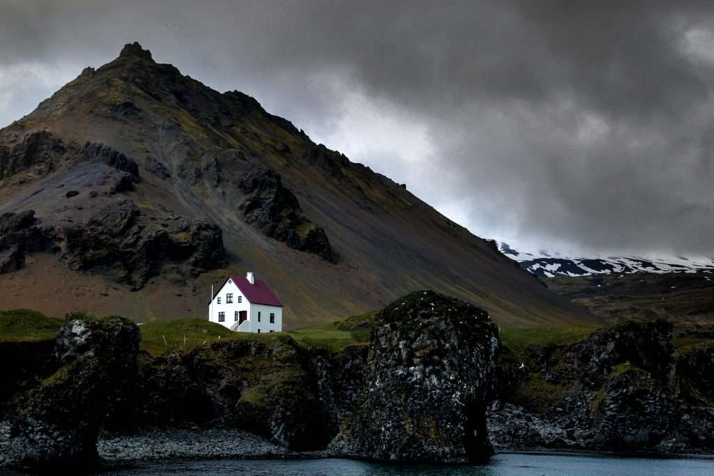 Iceland Ring Road — glaciers, waterfalls and dramatic landscapes on a 10-day family road trip